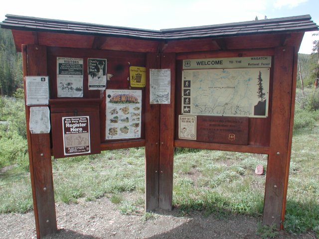 Henrys Fork Trailhead Sign