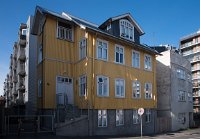 DSC 5413  Yellow Building, Reykjavik