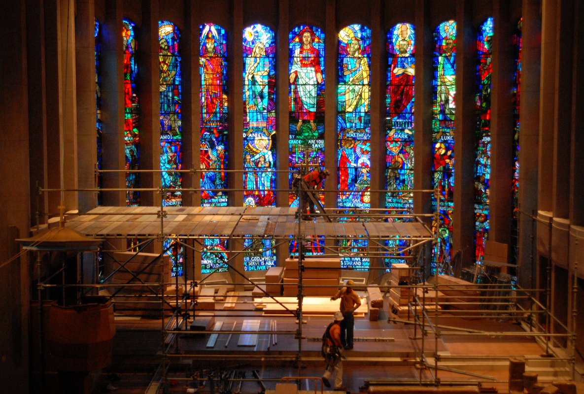 DSC_4560.JPG - Cnancel scaffolding progressing.
