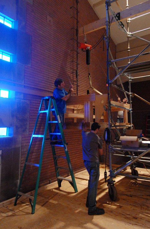 DSC_4637.JPG - Installing the east antiphonal framing.