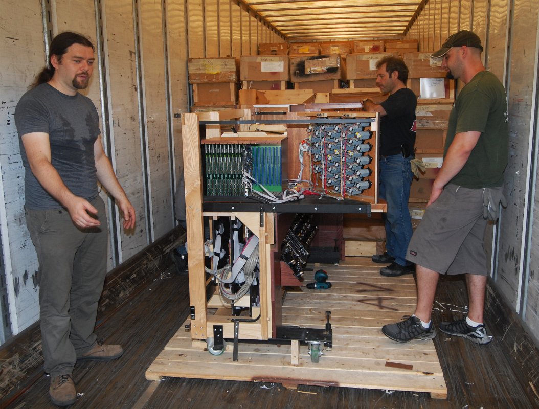 DSC_4782.JPG - Console cabnitry removed, ready to move out of the truck.