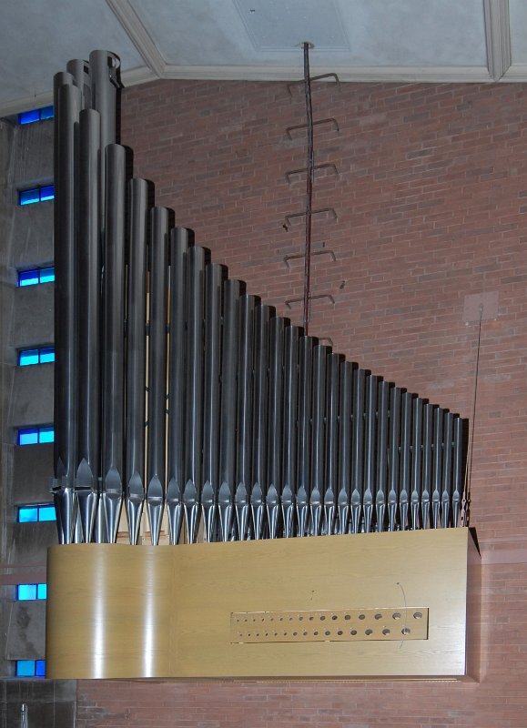DSC_5010.JPG - East antiphonal, complete except for trumpets.