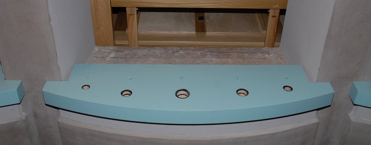 DSC_5901.JPG - Much better!  All in place and fit properly.