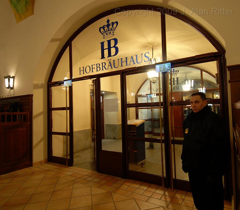 DSC_3556.JPG - Entrance (with security guard) at the Hofbrauhaus.