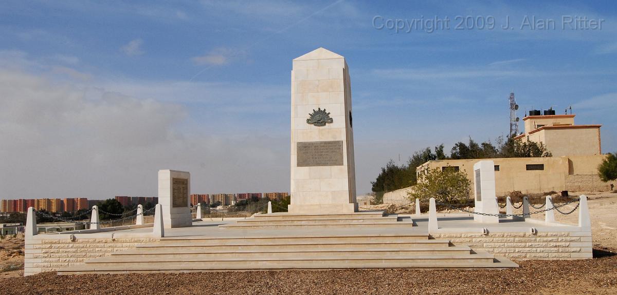 DSC_4503.JPG - Australian memorial outside the Commonwealth cemetery.