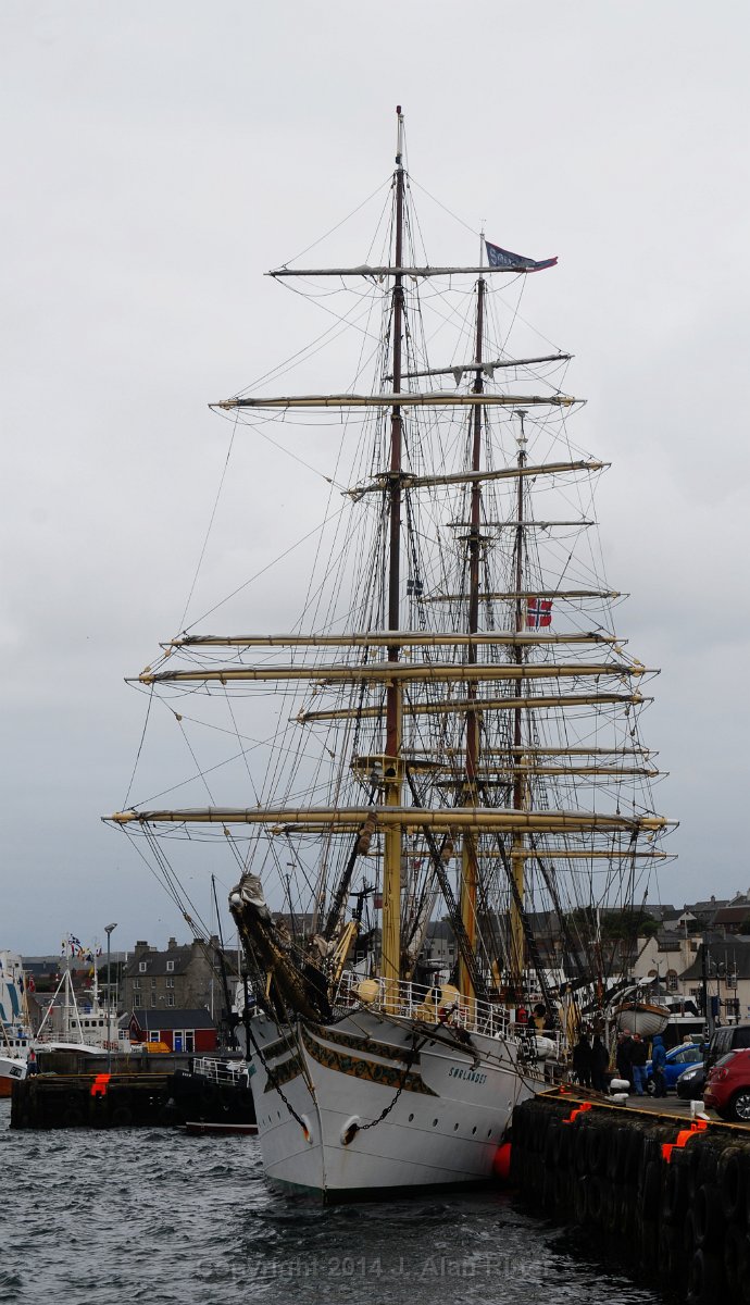 DSC 1064