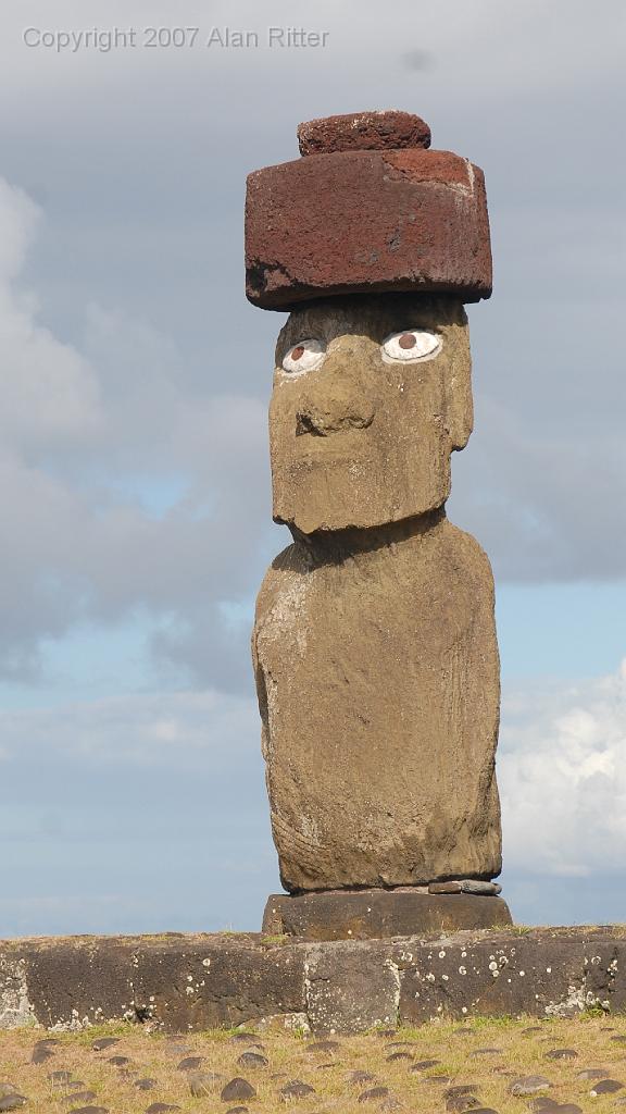 Slide_035.jpg - The next Morning, I hiked back to Tahai to Catch the Moai by Morning Light